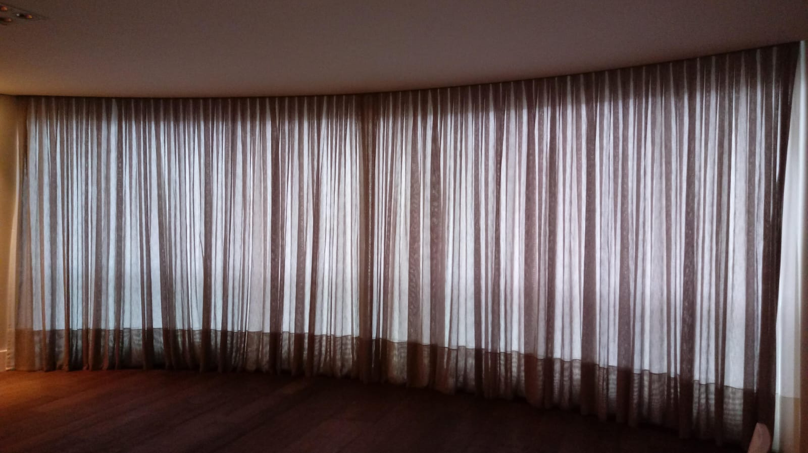 Cortina Rolo instalada